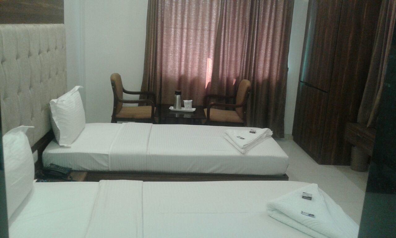 Hotel Comfort Bharuch Kültér fotó