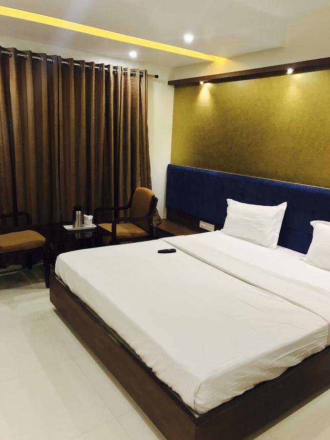 Hotel Comfort Bharuch Kültér fotó