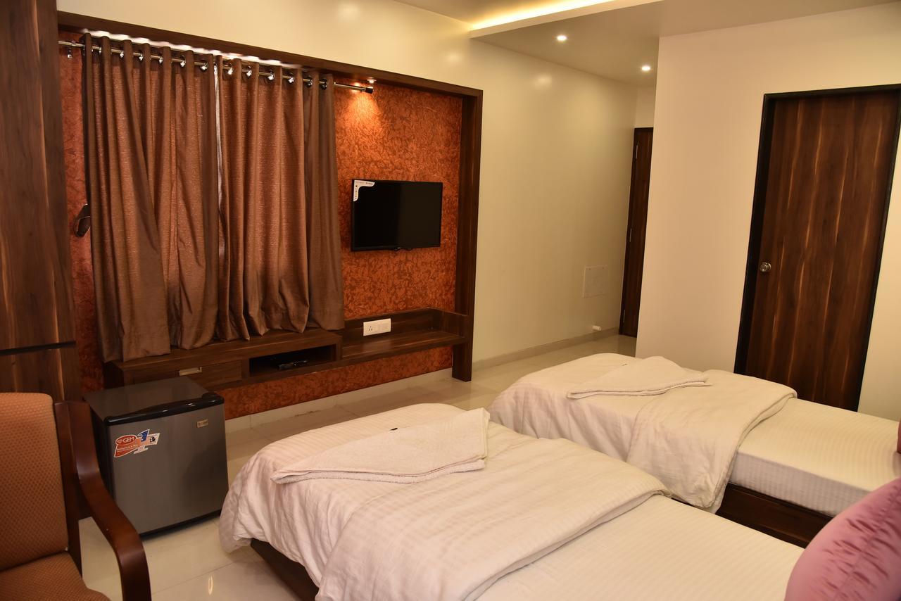 Hotel Comfort Bharuch Kültér fotó